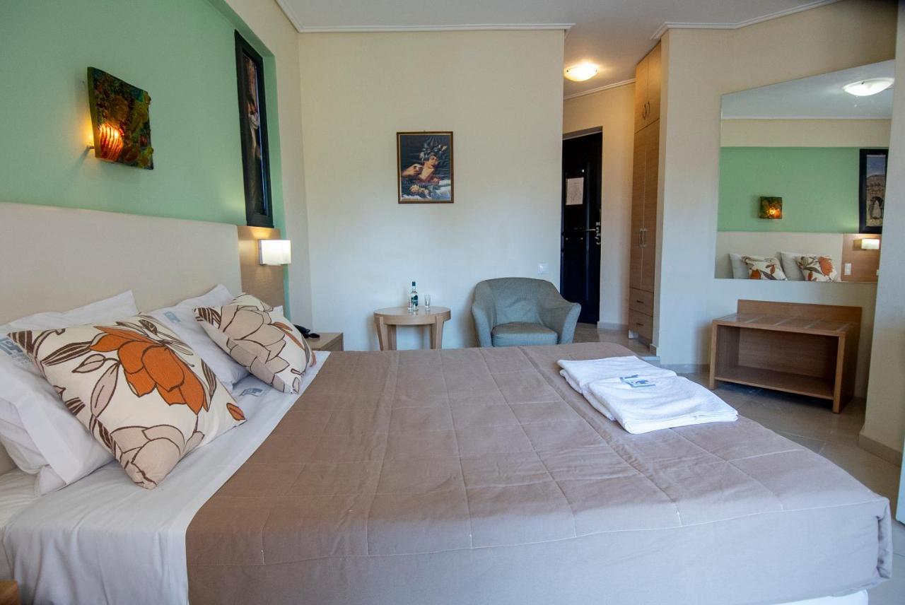 Aeolian Gaea Hotel スカラ・カロニス エクステリア 写真